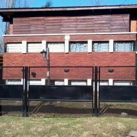 Buy this 2 bed house on Alfredo Schilla in Departamento Rosario, Ibarlucea