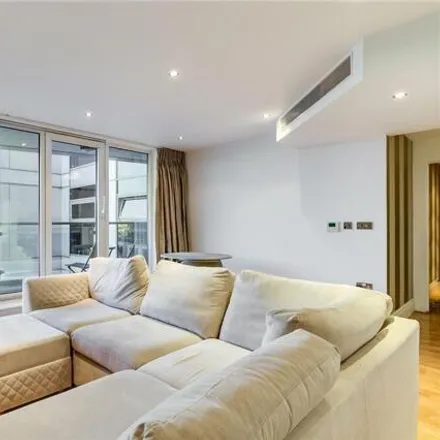 Buy this 2 bed apartment on Chelsea Vista in The Boulevard, London