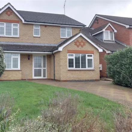 Rent this 4 bed house on Burford Way in Wellingborough, NN8 2JF