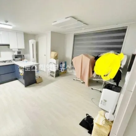 Rent this 2 bed apartment on 서울특별시 도봉구 방학동 669-10
