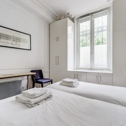 Image 8 - 61 Rue Madame, 75006 Paris, France - Apartment for rent
