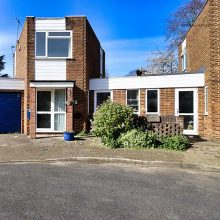 Buy this 3 bed house on Ashdown Close in London, BR3 6TJ