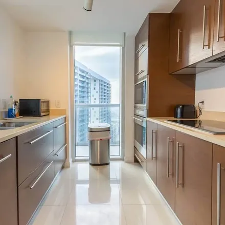 Image 3 - Miami, FL - Apartment for rent