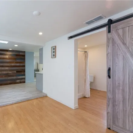 Image 7 - 2920 New Jersey Street, Los Angeles, CA 90033, USA - House for sale