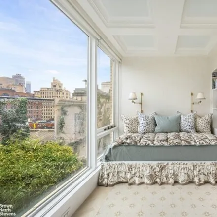 Image 4 - 3 East 71st Street, New York, NY 10021, USA - Townhouse for sale