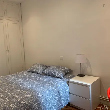 Rent this 2 bed apartment on Madrid in Calle de María de Molina, 28006 Madrid