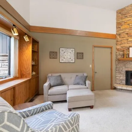Image 4 - Penthouse at the Park, 2631 Northern Road, Appleton, WI 54914, USA - Condo for sale