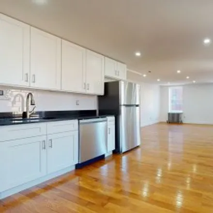 Rent this 3 bed apartment on #4bf,286 West 11 Street in West Village, Manhattan