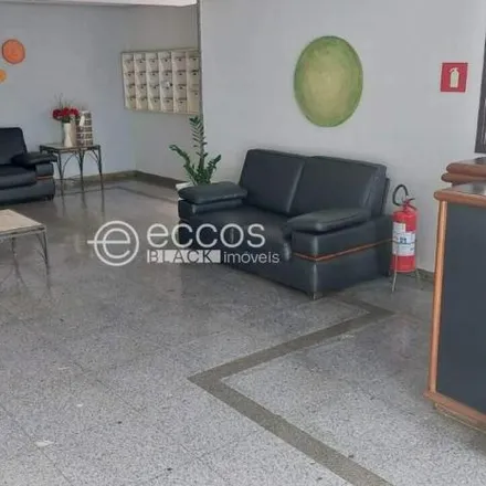 Buy this 3 bed apartment on Avenida Cipríano Del Fávero in Centro, Uberlândia - MG