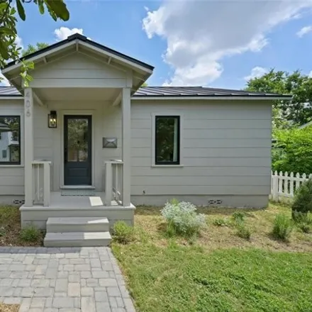 Rent this 4 bed house on 406 W 55th St in Austin, Texas
