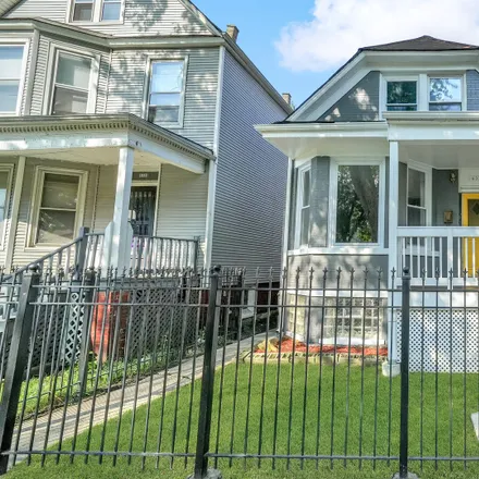 Buy this 3 bed house on 6328 South Winchester Avenue in Chicago, IL 60636