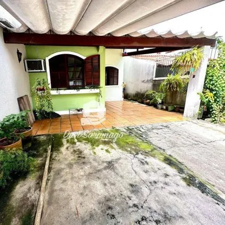 Buy this 4 bed house on Rua Jornalista Carlos Vilhena in Santo Antônio, Niterói - RJ