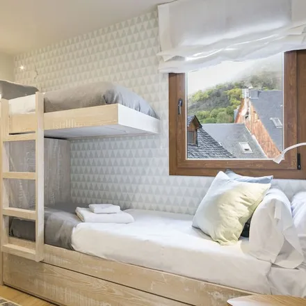 Rent this 2 bed apartment on Sant Pèir de Gessa in Carrèr Major, 25598 Salardú