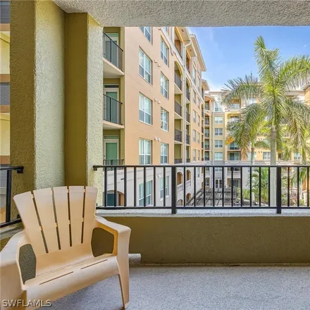 Image 3 - Alta Mar Condominium, 2825 Palm Beach Boulevard, Fort Myers, FL 33916, USA - Condo for sale