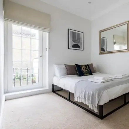 Image 18 - 13 Girdlers Road, London, W14 0PS, United Kingdom - Apartment for rent