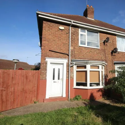 Rent this 2 bed house on 12th Avenue in Hull, HU6 9JG