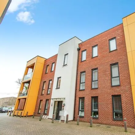 Buy this 2 bed apartment on unnamed road in Southend-on-Sea, SS2 6BT