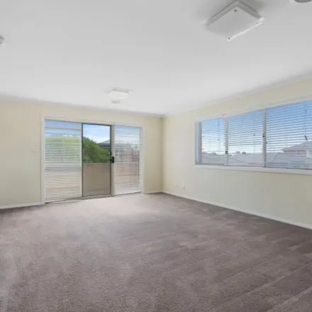 Image 2 - 8 Tusmore Road, Point Cook VIC 3030, Australia - Apartment for rent