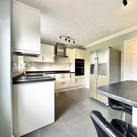 Image 5 - Charles Melrose Close, Mildenhall, IP28 7BA, United Kingdom - Townhouse for rent