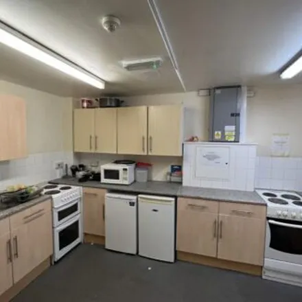 Image 1 - Pizza Hut, Unit 21 Newmarket Road, Cambridge, CB5 8WR, United Kingdom - Apartment for rent