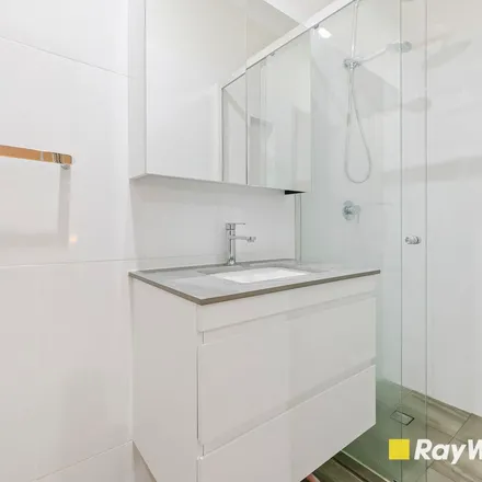 Image 3 - Denison Road, Dulwich Hill NSW 2203, Australia - Apartment for rent