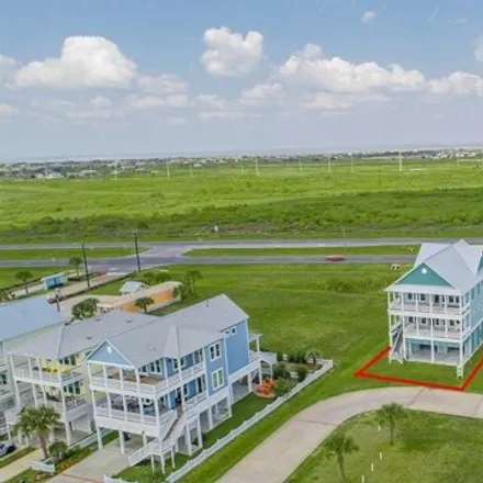 Buy this 5 bed house on 11440 Starfish in Galveston, TX 77554