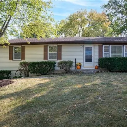 Buy this 3 bed house on 359 Lowell Street in Claycomo, MO 64119