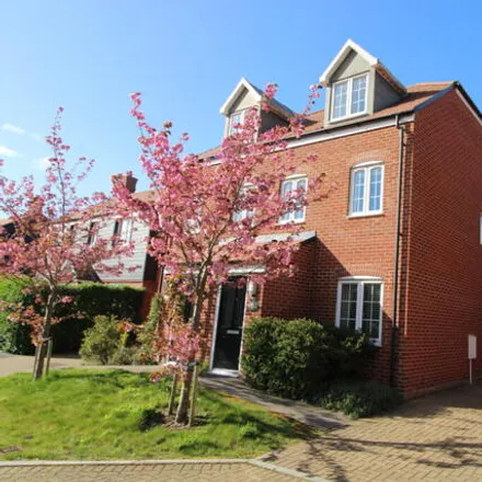 Buy this 3 bed duplex on 13 Dukes Meadow in Bramley, RG26 5GQ