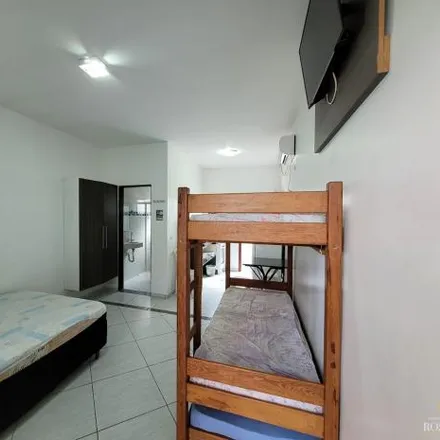 Buy this 12 bed house on Avenida da Praia in Toninhas, Ubatuba - SP