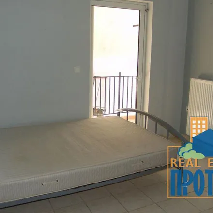 Rent this 3 bed apartment on Αγιος Θωμάς in Πλατεία Αγίου Θωμά, Athens