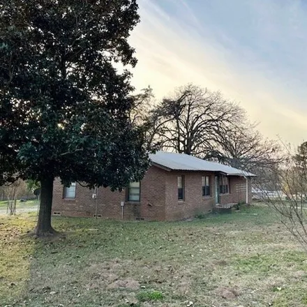 Image 3 - 7473 W County Road 4174, Laneville, Texas, 75667 - House for sale