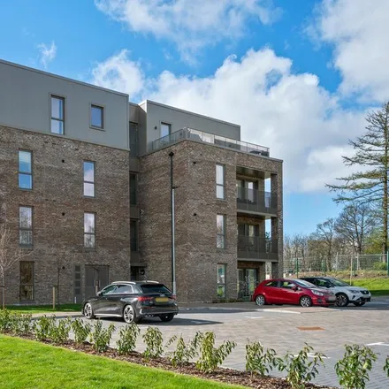Rent this 3 bed apartment on unnamed road in Low Knightswood, Glasgow