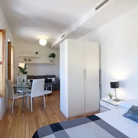 Rent this 1 bed apartment on Madrid in Calle de Antonio Zamora, 18