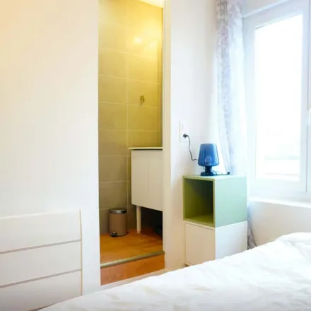 Image 2 - 12 Rue Davout, 21000 Dijon, France - Room for rent