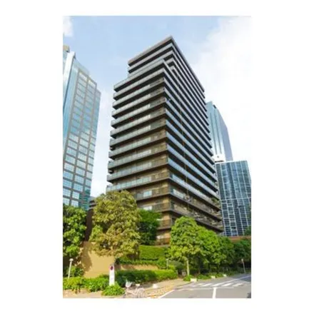 Rent this 2 bed apartment on 西新宿パークサイドタワー in 十二社通り, Nishi Shinjuku