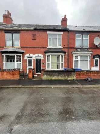 Rent this 1 bed room on Lockwood Road in Doncaster, DN1 2TY