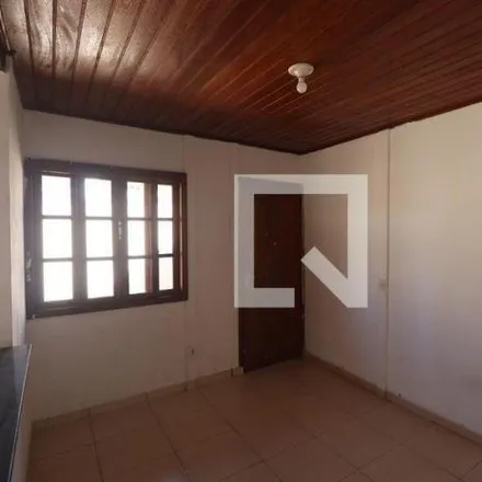 Rent this 2 bed house on Rua Curitiba in Trindade, São Gonçalo - RJ