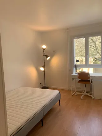 Rent this 1 bed apartment on 26 Allée de la Clairière in 77420 Champs-sur-Marne, France