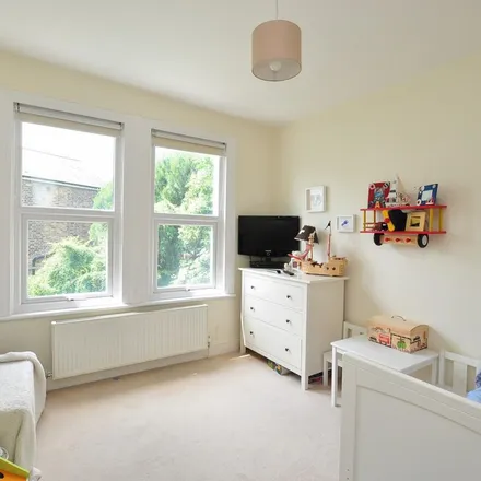 Rent this 3 bed apartment on Church Path in London, W4 5BU