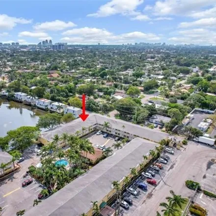 Image 2 - Azul at Kimberly Lakes, 4051 Northeast 13th Avenue, Coral Heights, Oakland Park, FL 33334, USA - Condo for rent