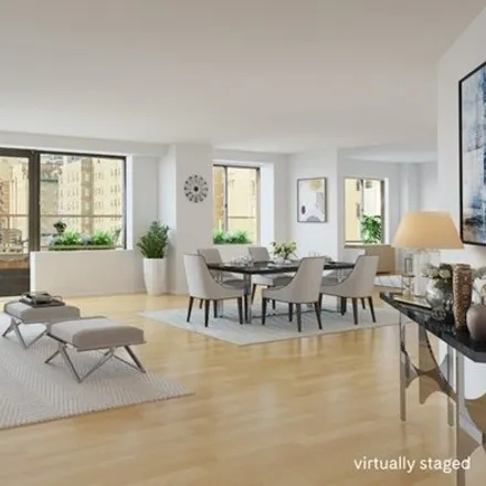 Image 2 - 8 East 83rd Street, New York, NY 10028, USA - Apartment for sale