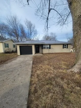 Buy this 3 bed house on 1073 East Kerr Street in Springfield, MO 65803