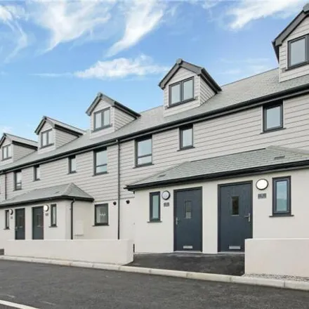 Rent this 3 bed townhouse on Tolcarne Mews in Porth, TR7 2TS