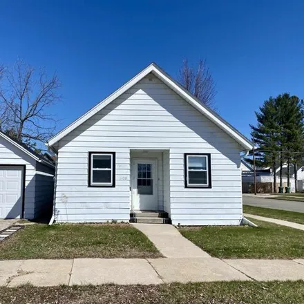 Buy this 3 bed house on 1685 Church Street in Marinette, WI 54143