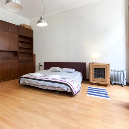 Rent this studio apartment on Dois Dedos de Conversa in Rua dos Mártires da Liberdade, 4050-363 Porto