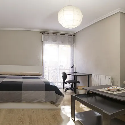 Rent this 1 bed apartment on Madrid in Arganzuela, ES