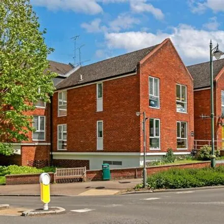 Buy this 2 bed apartment on Marford Road in Wheathampstead, AL4 8AX