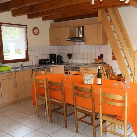 Rent this 3 bed townhouse on 88250 La Bresse