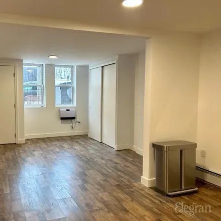 Image 7 - 257A 19th Street, New York, NY 11215, USA - House for rent