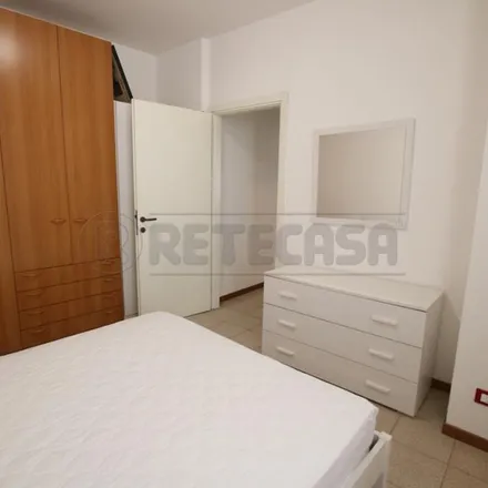 Image 4 - Piazzale Alcide De Gasperi, 17, 36100 Vicenza VI, Italy - Apartment for rent